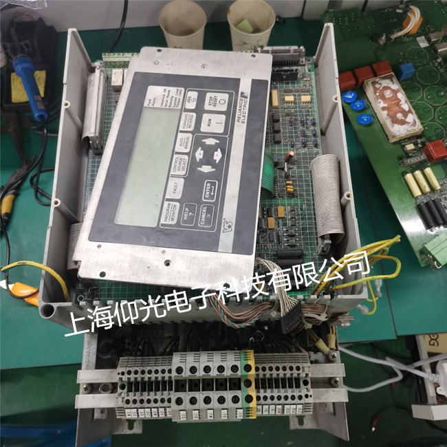 瑞恩變頻器維修FP3000-S6R-60-AN-FC模塊損壞 報(bào)錯(cuò)故障維修