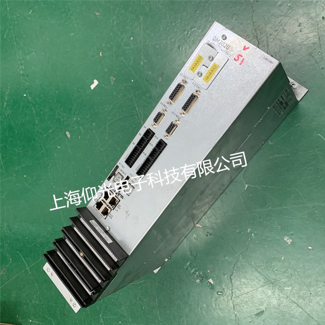 穆格伺服驅(qū)動(dòng)器維修D(zhuǎn)M2020 CCE28EENLNL0B00-06通電24V跳閘維修