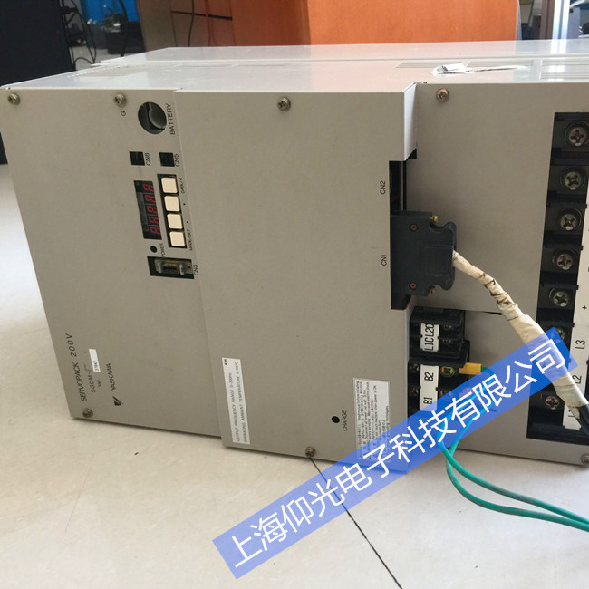 yaskawa安川伺服驅動器SGD7S-550A00A002報C90代碼維修報警