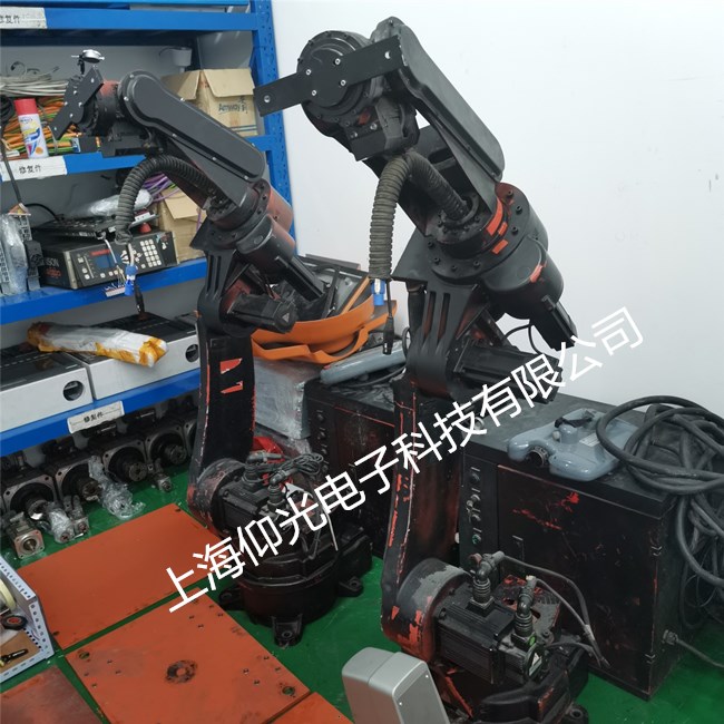 工業(yè)機(jī)器人維修,工業(yè)機(jī)器人維修保養(yǎng)