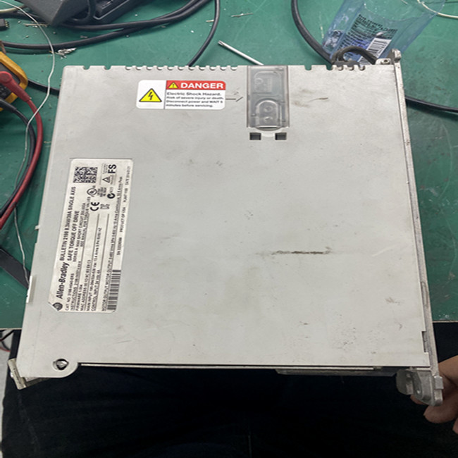 AB 羅克韋爾工作時電機(jī)抖動故障維修