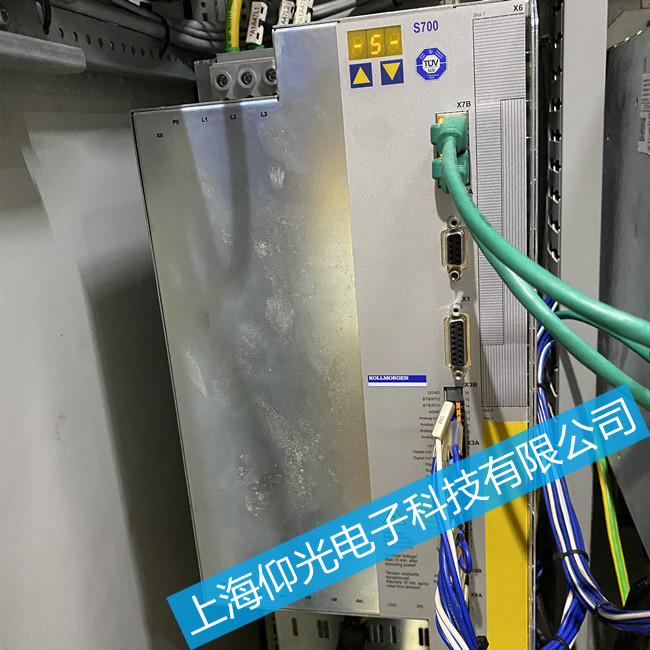 科爾摩根驅(qū)動器維修 SR55200-2G606B報警n165故障維修