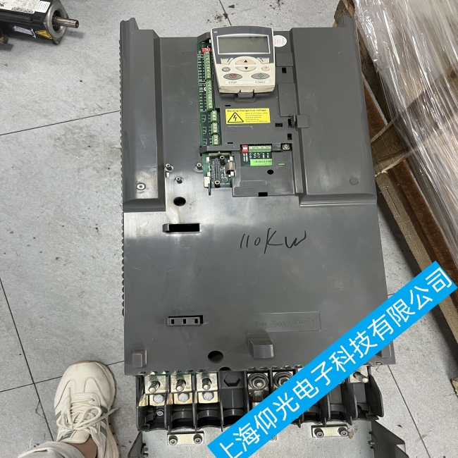 江蘇徐州冷水泵ABB變頻器報(bào)警顯示代碼0001維修/售后有保障