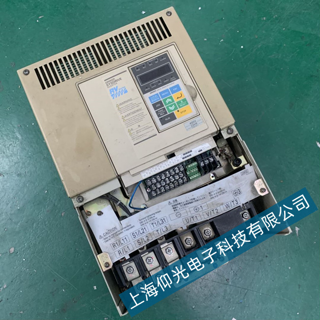 歐姆龍變頻器3G3RV系列報(bào)警代碼顯示OCA過(guò)電流維修