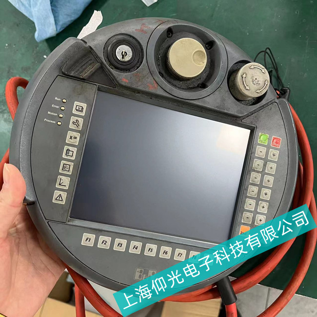 BR貝加萊機(jī)器人示教器開(kāi)機(jī)顯示豎帶/花屏故障維修方法