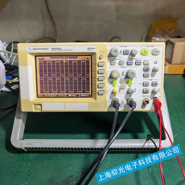 安捷倫DSOX3202A示波器黑屏故障的維修方法