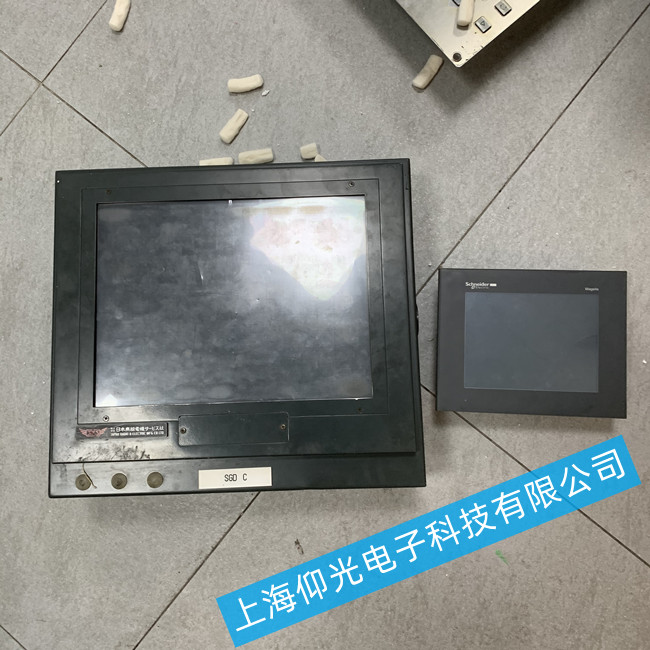 施耐德觸摸屏維修 HMIGXU5512觸摸無反應(yīng)當(dāng)天好