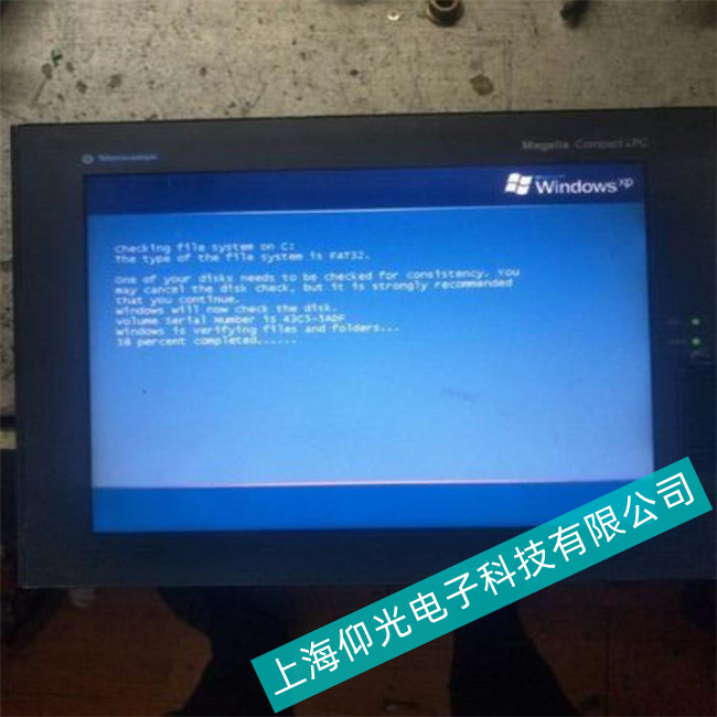 工業(yè)生產(chǎn)施耐德工控機(jī)HMIBMPSI74D2801通訊時有時無原因解決方法
