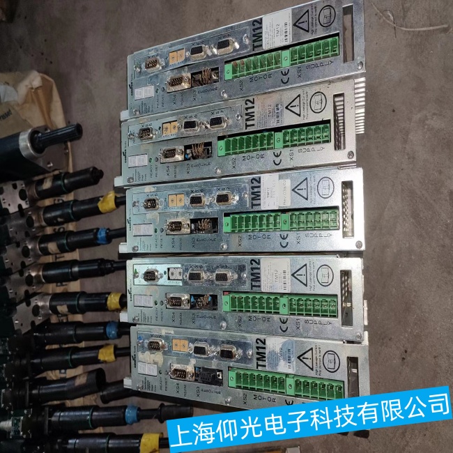 丹尼克爾擰緊控制器m-Pro-400SE顯示屏工作正常但無法啟動故障維修說明