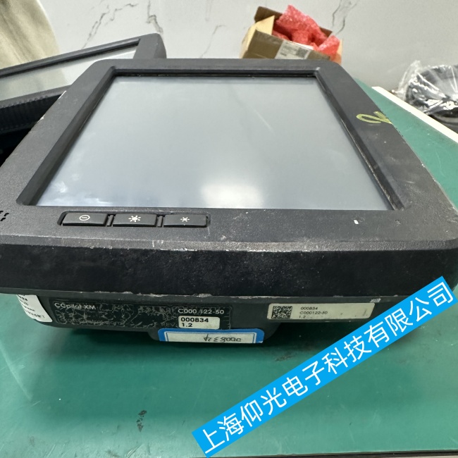 麥基嘉吊機操作屏C000 122-50無顯示或無法正常工作故障維修經(jīng)驗分享