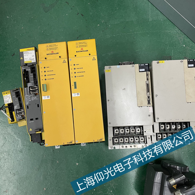 Baumuller鮑米勒BM4454-ZI6驅(qū)動(dòng)器81散熱器報(bào)警哪里能維修