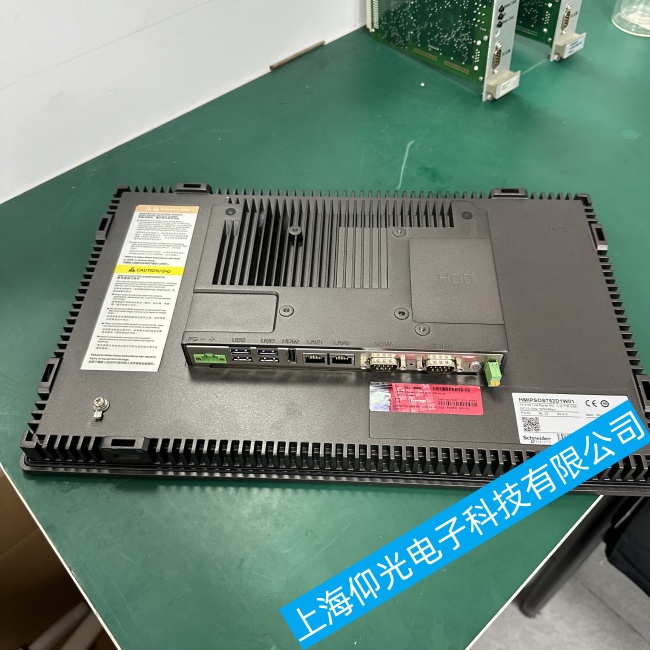 寧波施耐德觸摸屏XBTG4320通電幾分鐘后屏幕變成藍(lán)屏故障維修免費(fèi)咨詢
